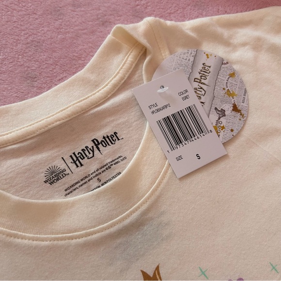 NWT Harry Potter The Deathly Hallows T-Shirt - Picture 4 of 7